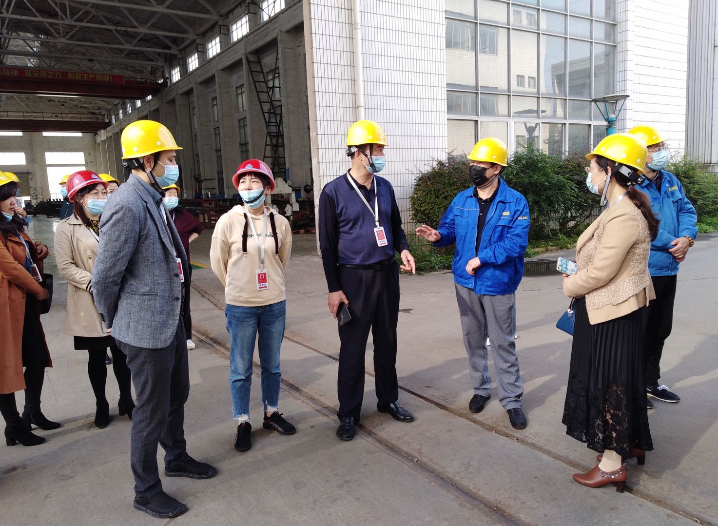区人大领导一行莅临我司开展安全生产检查